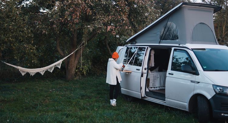 id.buzz camper Camper Van Conversion Kit – Volkswagen ID Buzz – Roadloft main image 1